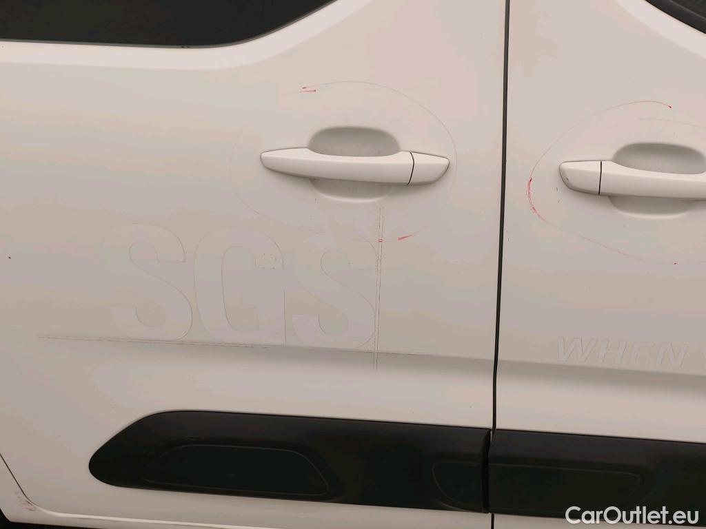  Citroen  Berlingo CITROEN  / 2018 / 5P / monovolumen compacto Talla M BlueHDi 100 S&S FEEL #43