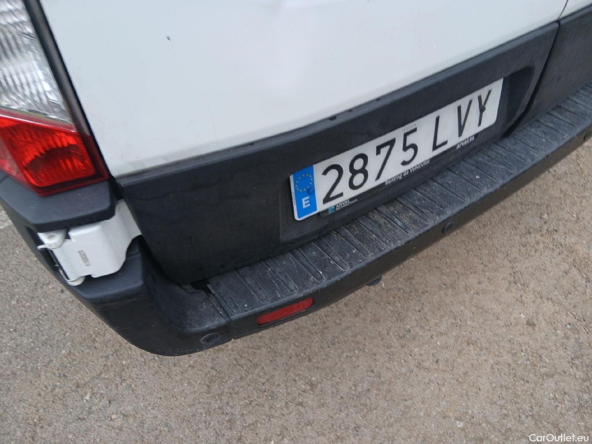  Ford  Transit FORD  / 2013 / 4P / furgón 310 77kW L3H2 Van Trend FWD #15