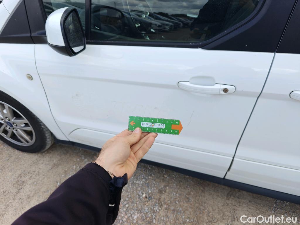  Ford  Grand Tourneo FORD  Connect / 2013 / 5P / monovolumen 1.5 TDCi 74kW (100CV) Titanium #31