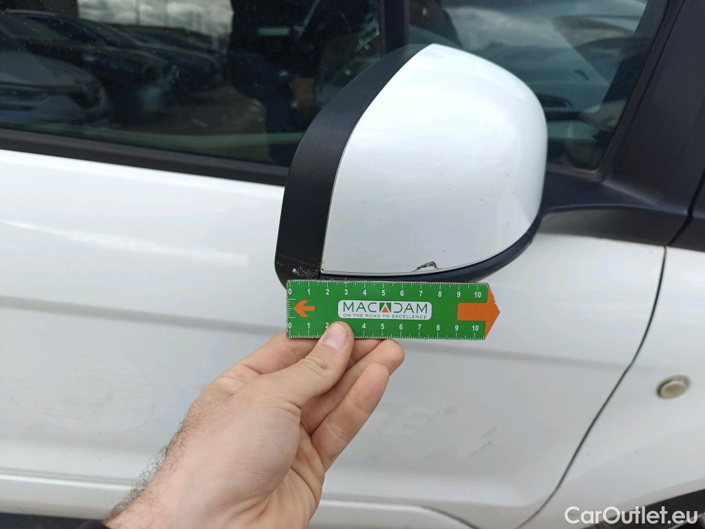  Ford  Grand Tourneo FORD  Connect / 2013 / 5P / monovolumen 1.5 TDCi 74kW (100CV) Titanium #86