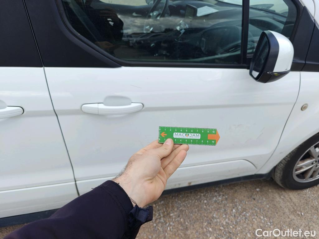  Ford  Grand Tourneo FORD  Connect / 2013 / 5P / monovolumen 1.5 TDCi 74kW (100CV) Titanium #26