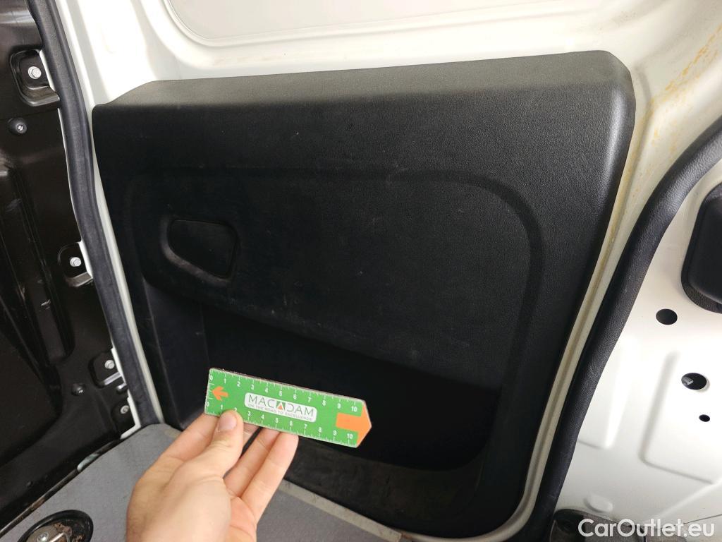  Opel  Combo OPEL  / 2012 / 3P / furgón derivado de turismo Cargo 1.3 CDTI 70kW (95CV) L1 H1 #87