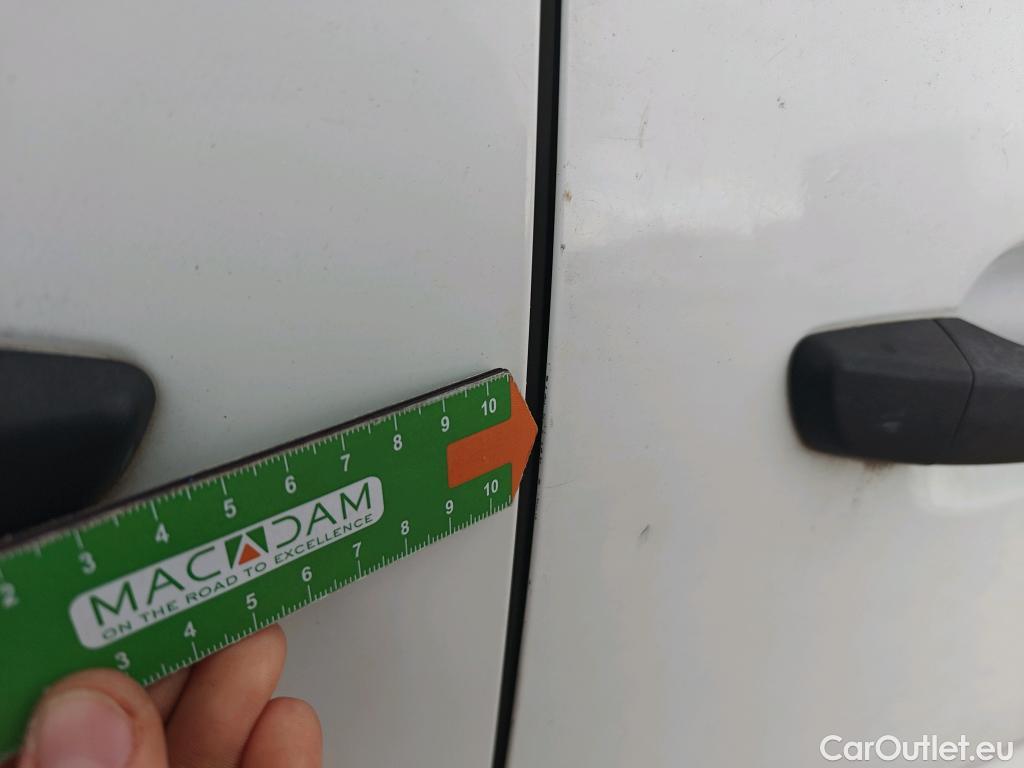  Opel  Combo OPEL  / 2018 / 3P / furgón derivado de turismo 1.6 TD S/S 74kW (100CV) Express L H1 650 #67