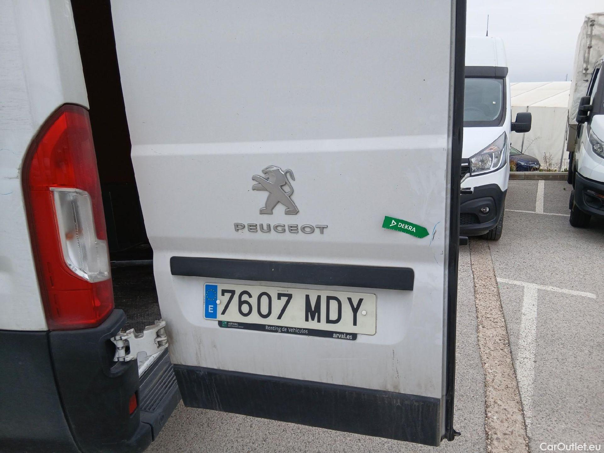  Peugeot  Boxer PEUGEOT  / 2014 / 4P / furgón 435 L4 H3 BHDI 121kW (165CV) S&S 6 V. M #18