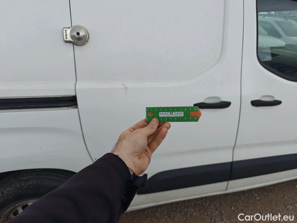  Opel  Combo OPEL  / 2018 / 3P / furgón derivado de turismo 1.6 TD S/S 74kW (100CV) Express L H1 650 #16