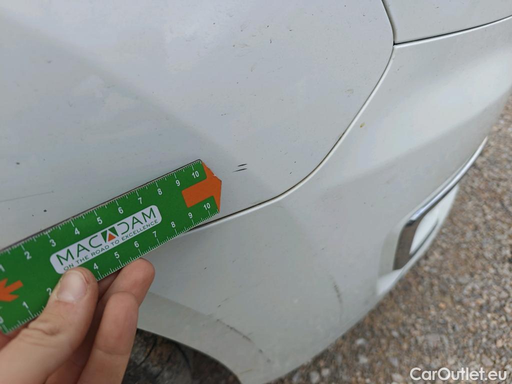  Ford  Grand Tourneo FORD  Connect / 2013 / 5P / monovolumen 1.5 TDCi 74kW (100CV) Titanium #90