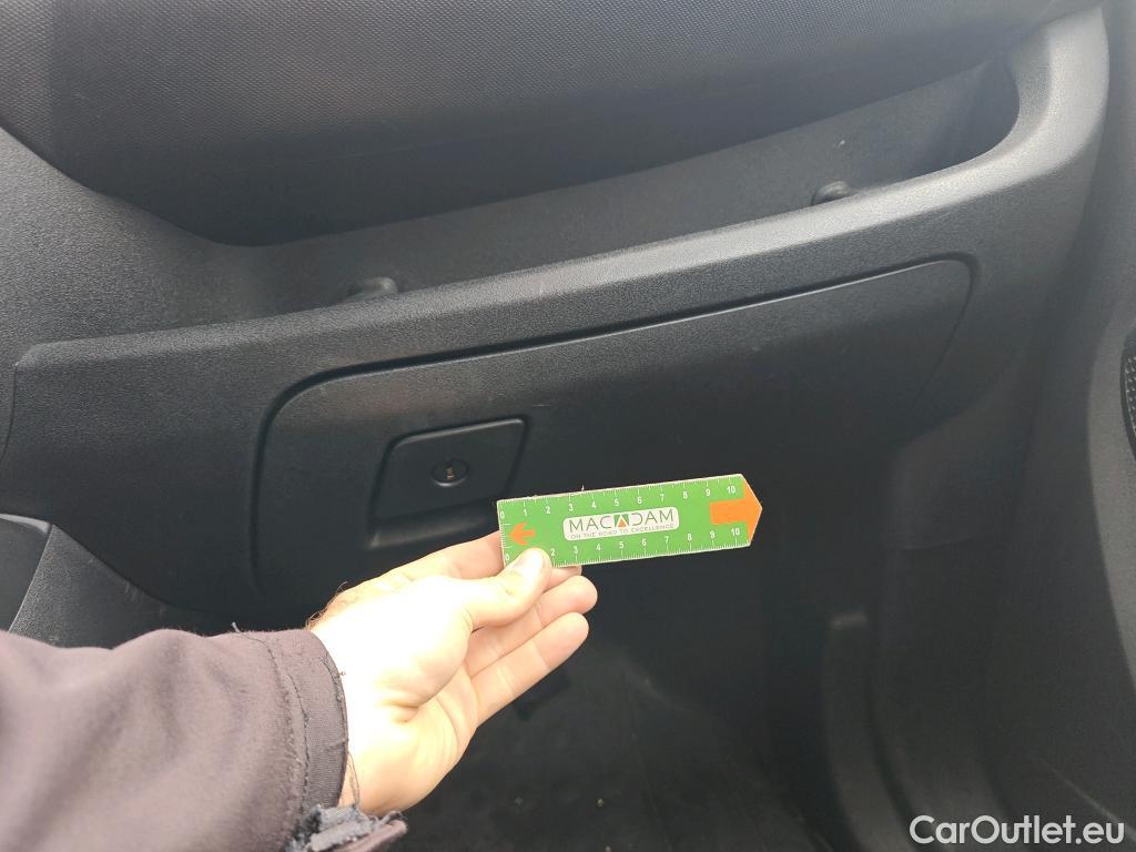  Opel  Combo OPEL  / 2012 / 3P / furgón derivado de turismo Cargo 1.3 CDTI 70kW (95CV) L1 H1 #62