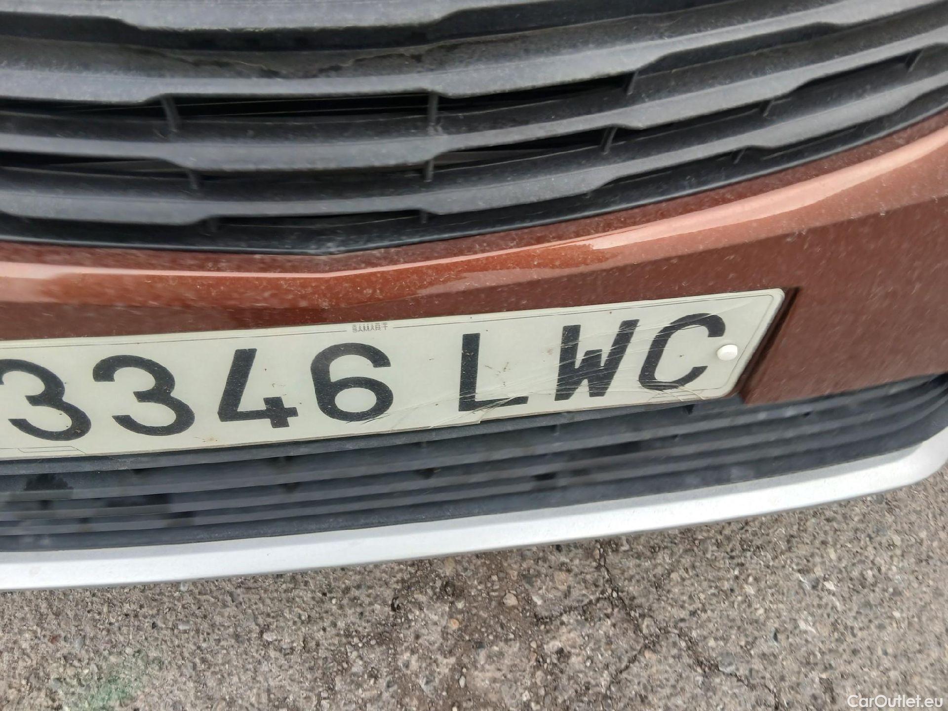  Opel  Combo OPEL -e Life / 2018 / 5P / monovolumen BEV 100kW (136CV) Elegance Plus L #4