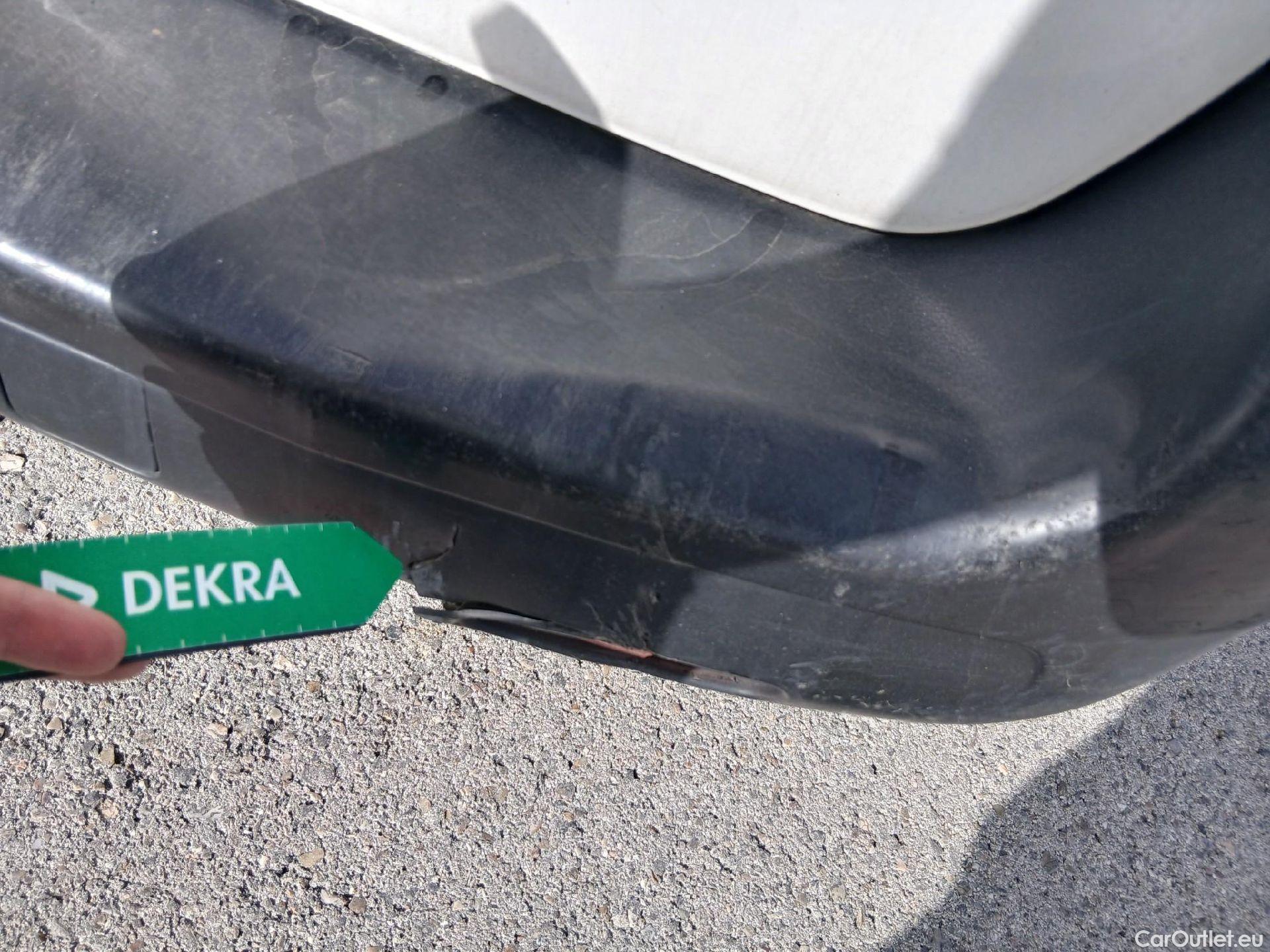  Opel  Vivaro OPEL  / 2019 / 4P / furgón 1.5 Diésel 74kW (100CV) M Std Express #42