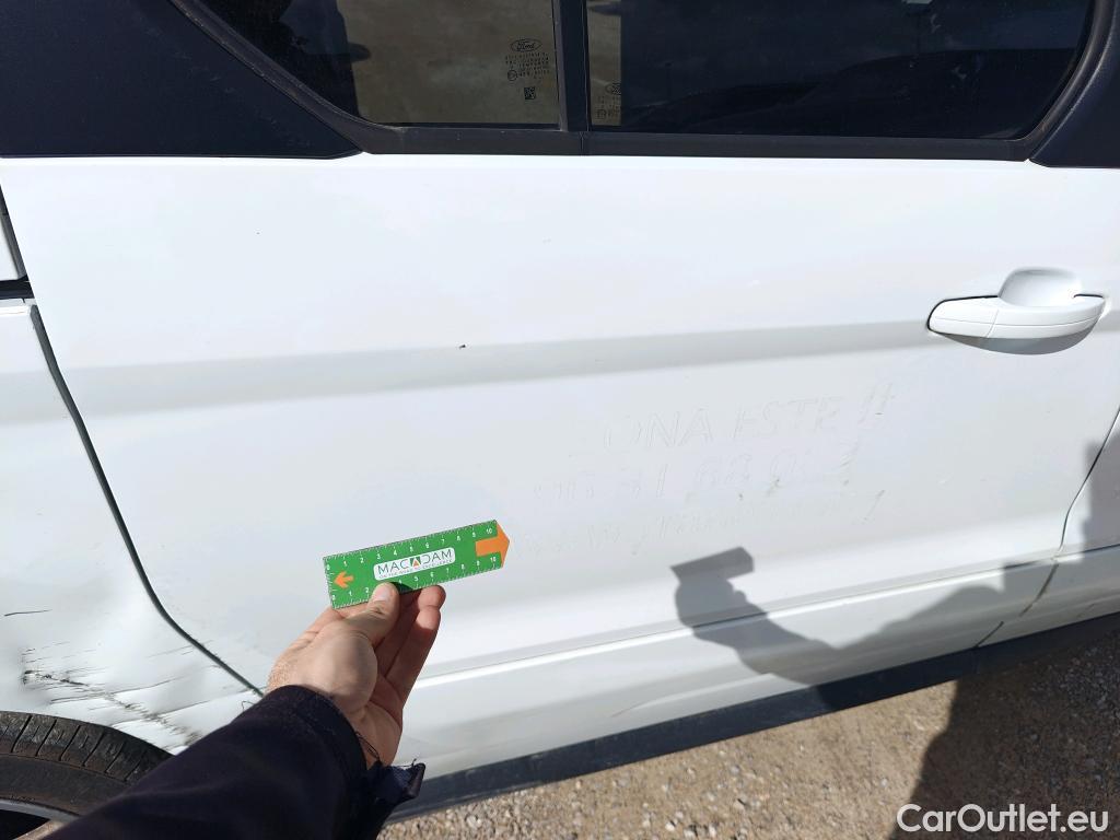  Ford  Grand Tourneo FORD  Connect / 2013 / 5P / monovolumen 1.5 TDCi 74kW (100CV) Titanium #36