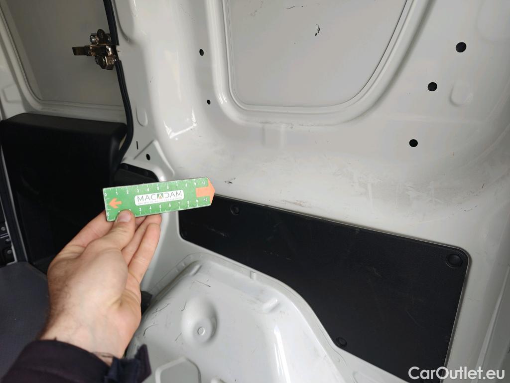  Opel  Combo OPEL  / 2012 / 3P / furgón derivado de turismo Cargo 1.3 CDTI 70kW (95CV) L1 H1 #40