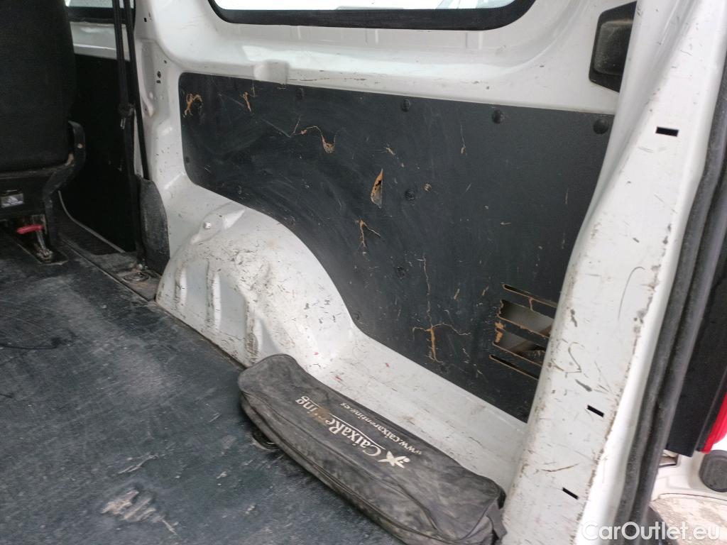  Peugeot  Expert PEUGEOT  / 2016 / 4P / combi Combi BlueHDi 120 S&S Long #6