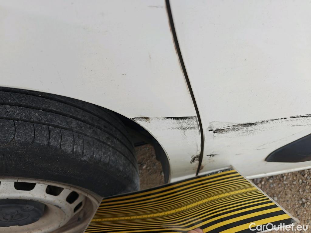  Opel  Combo OPEL  / 2018 / 3P / furgón derivado de turismo 1.6 TD S/S 74kW (100CV) Express L H1 650 #4