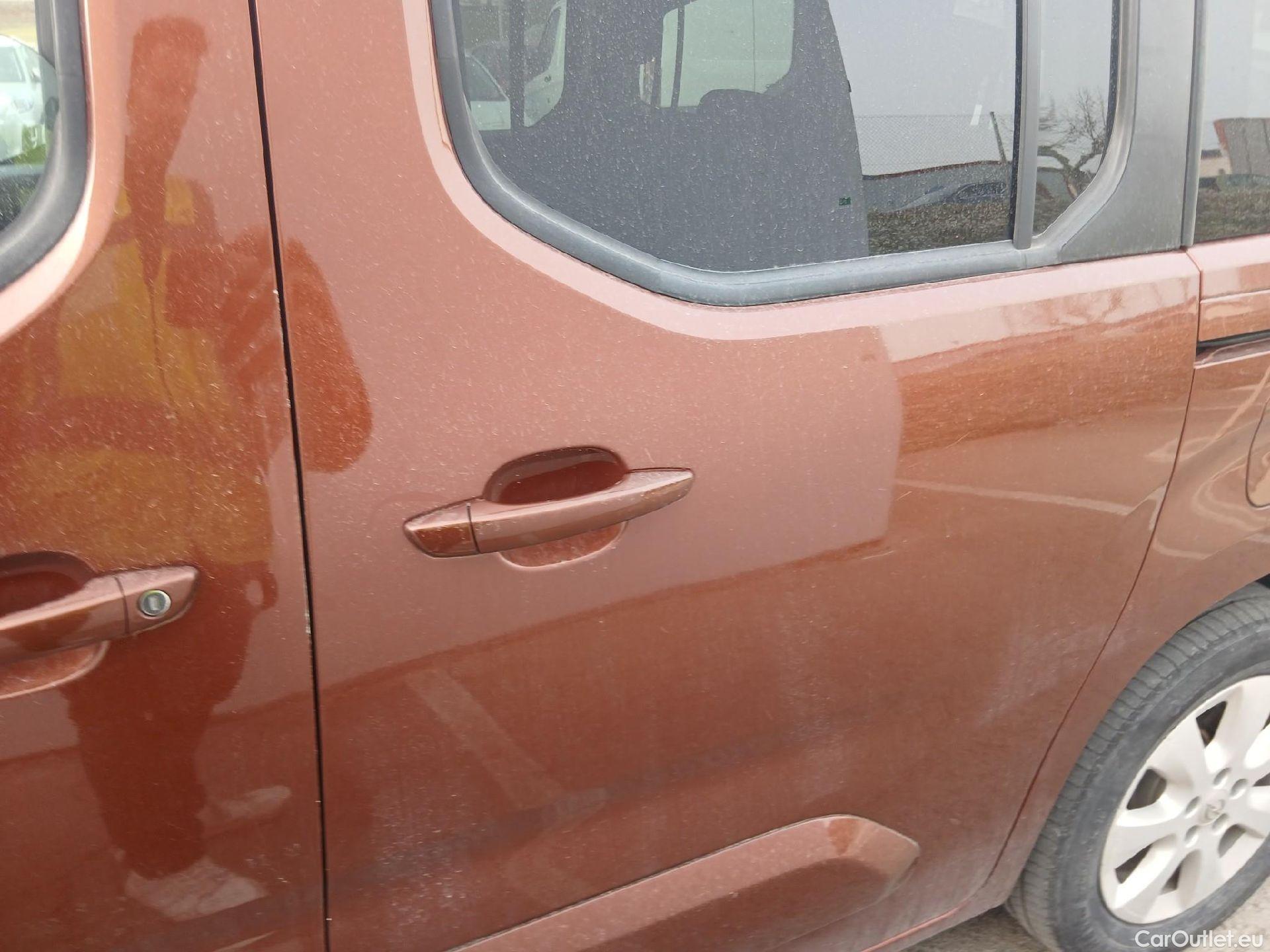  Opel  Combo OPEL -e Life / 2018 / 5P / monovolumen BEV 100kW (136CV) Elegance Plus L #11