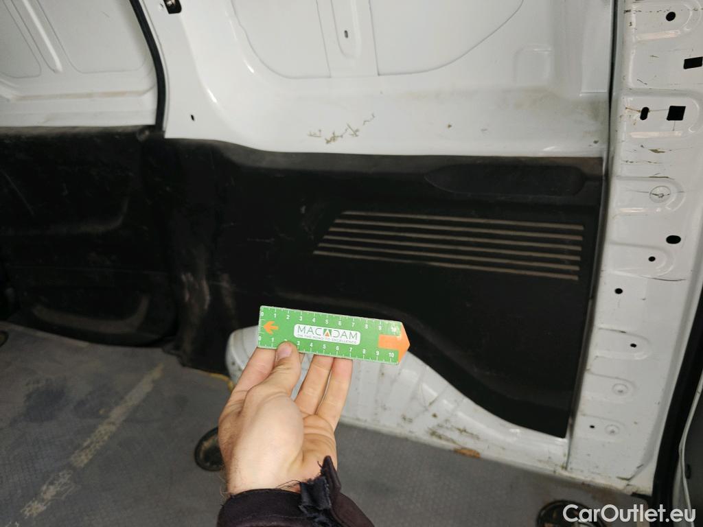  Opel  Combo OPEL  / 2018 / 3P / furgón derivado de turismo 1.6 TD S/S 74kW (100CV) Express L H1 650 #10