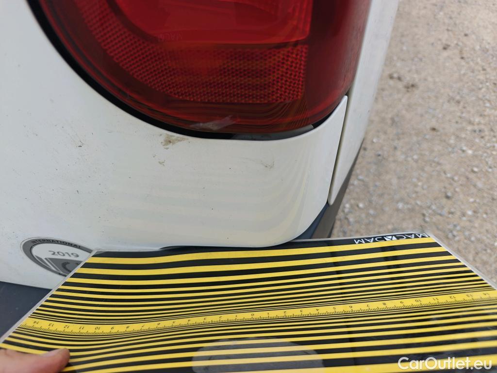  Opel  Combo OPEL  / 2018 / 3P / furgón derivado de turismo 1.6 TD S/S 74kW (100CV) Express L H1 650 #77