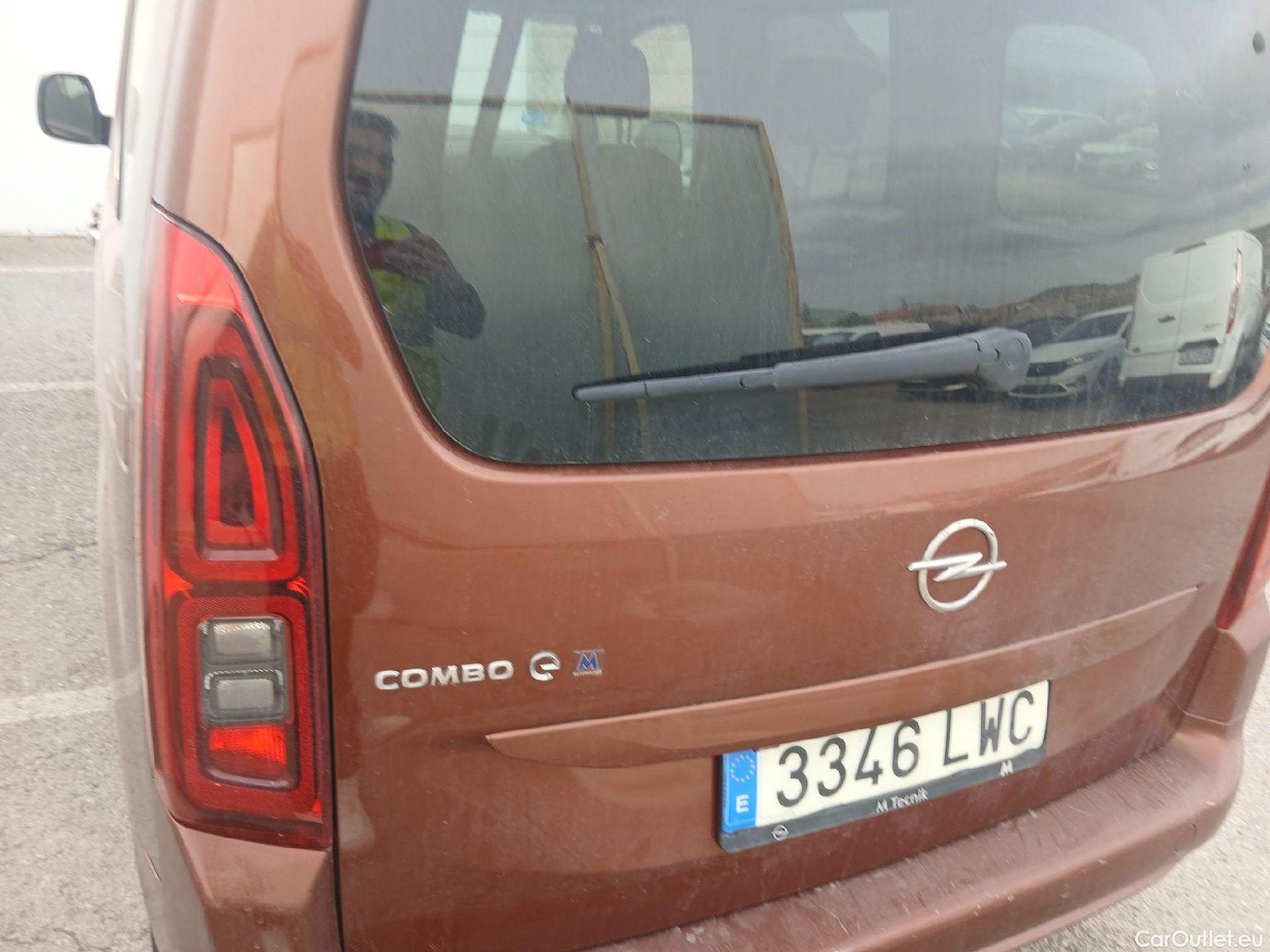  Opel  Combo OPEL -e Life / 2018 / 5P / monovolumen BEV 100kW (136CV) Elegance Plus L #21