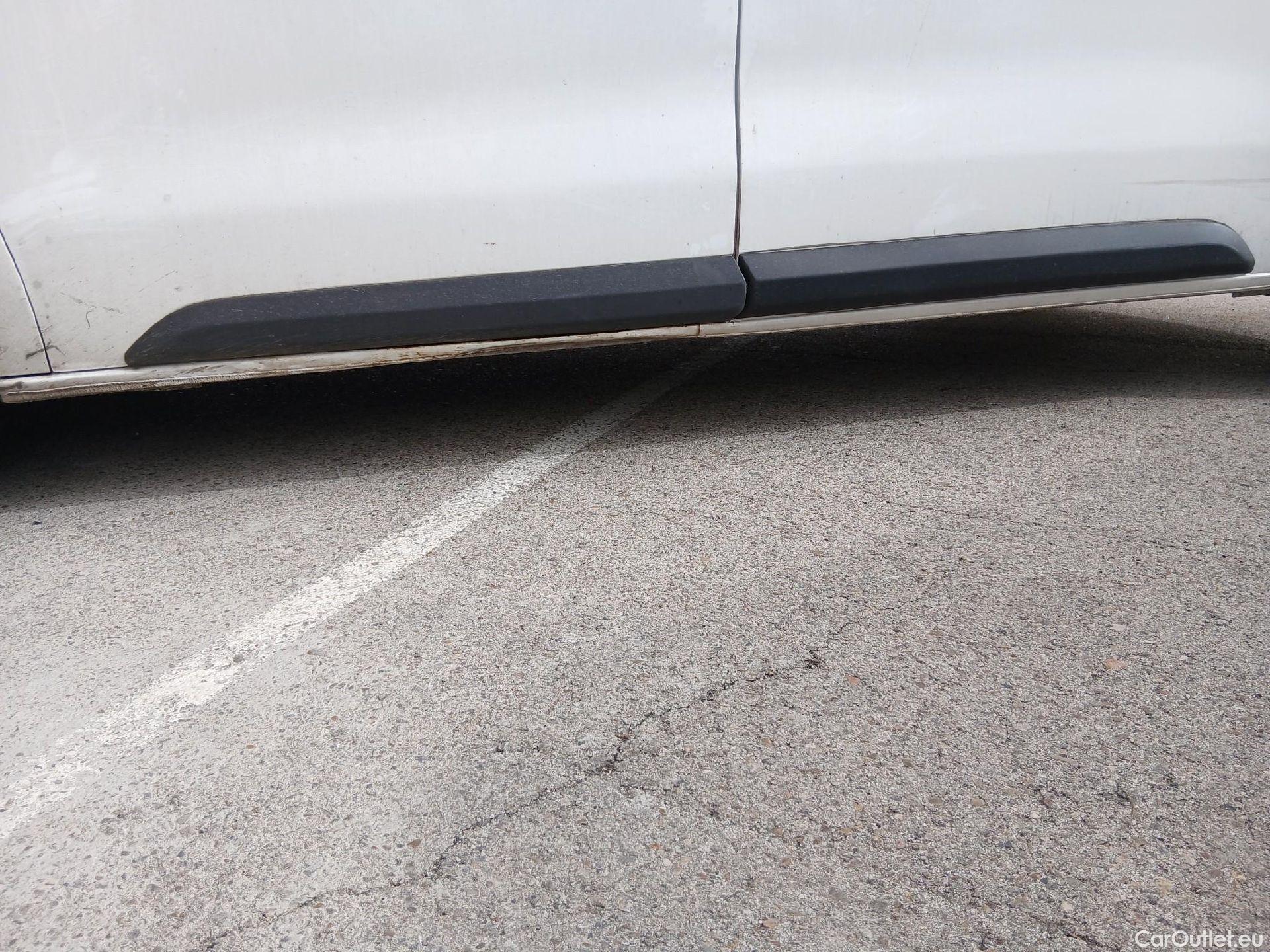  Opel  Vivaro OPEL  / 2019 / 4P / furgón 1.5 Diésel 74kW (100CV) M Std Express #12