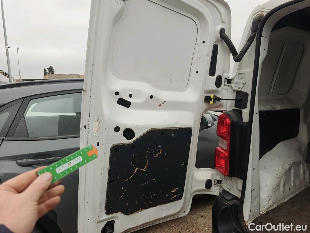  Peugeot  Expert PEUGEOT  / 2016 / 4P / furgón Furgón Pro 2.0 BlueHDi 120 S&S Standard #KMS APROXIMADOS 200000# #8