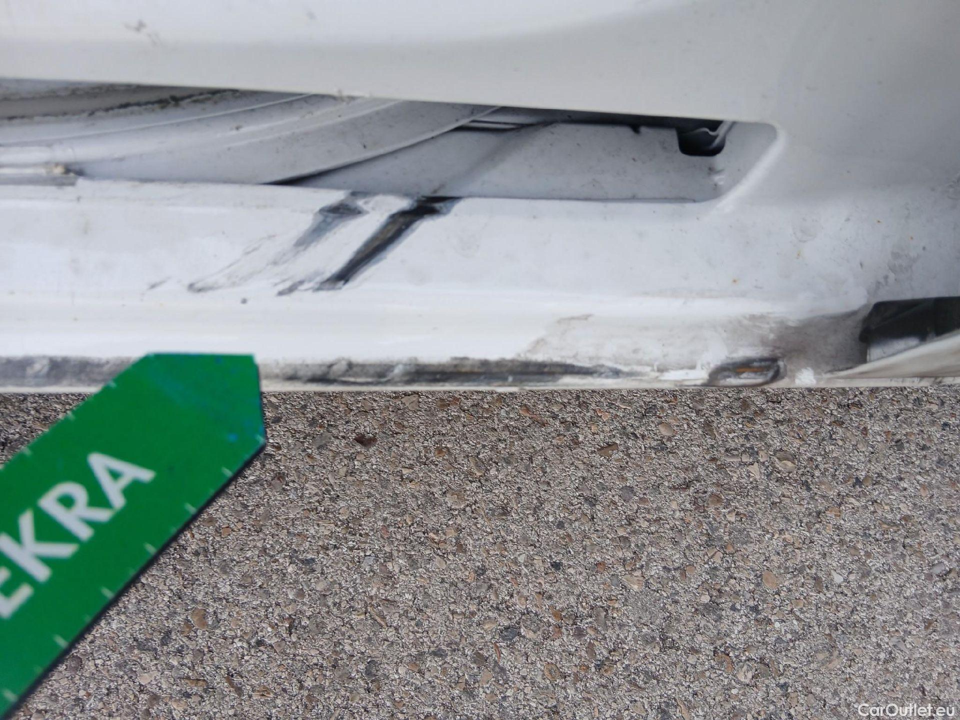  Opel  Vivaro OPEL  / 2019 / 4P / furgón 1.5 Diésel 74kW (100CV) M Std Express #39