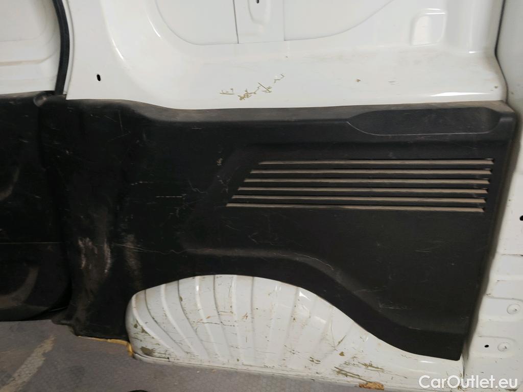  Opel  Combo OPEL  / 2018 / 3P / furgón derivado de turismo 1.6 TD S/S 74kW (100CV) Express L H1 650 #11