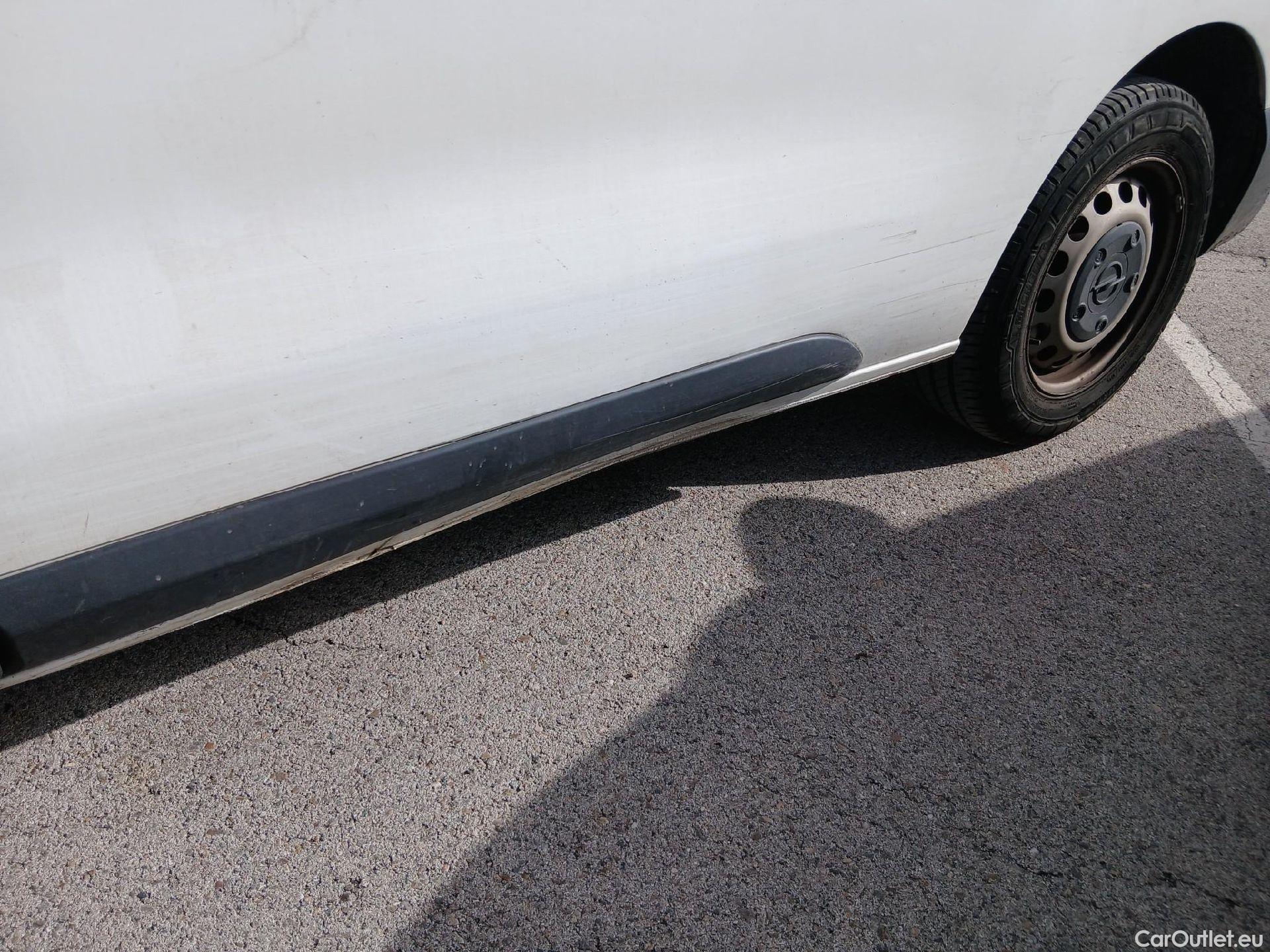  Opel  Vivaro OPEL  / 2019 / 4P / furgón 1.5 Diésel 74kW (100CV) M Std Express #4