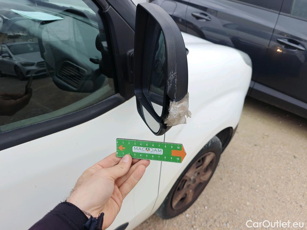  Opel  Combo OPEL  / 2012 / 3P / furgón derivado de turismo Cargo 1.3 CDTI 70kW (95CV) L1 H1 #12