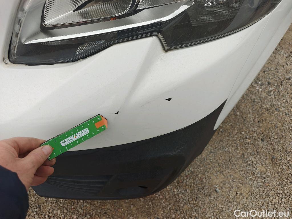  Peugeot  Expert PEUGEOT  / 2016 / 4P / furgón Furgón Pro 2.0 BlueHDi 120 S&S Standard #KMS APROXIMADOS 200000# #32