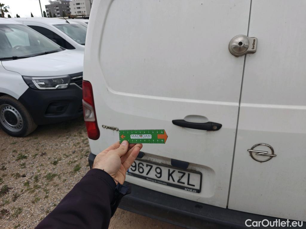  Opel  Combo OPEL  / 2018 / 3P / furgón derivado de turismo 1.6 TD S/S 74kW (100CV) Express L H1 650 #21