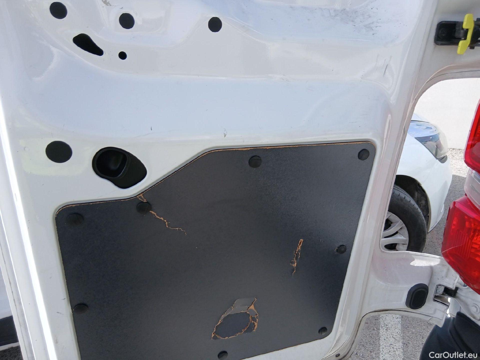  Opel  Vivaro OPEL  / 2019 / 4P / furgón 1.5 Diésel 74kW (100CV) M Std Express #8