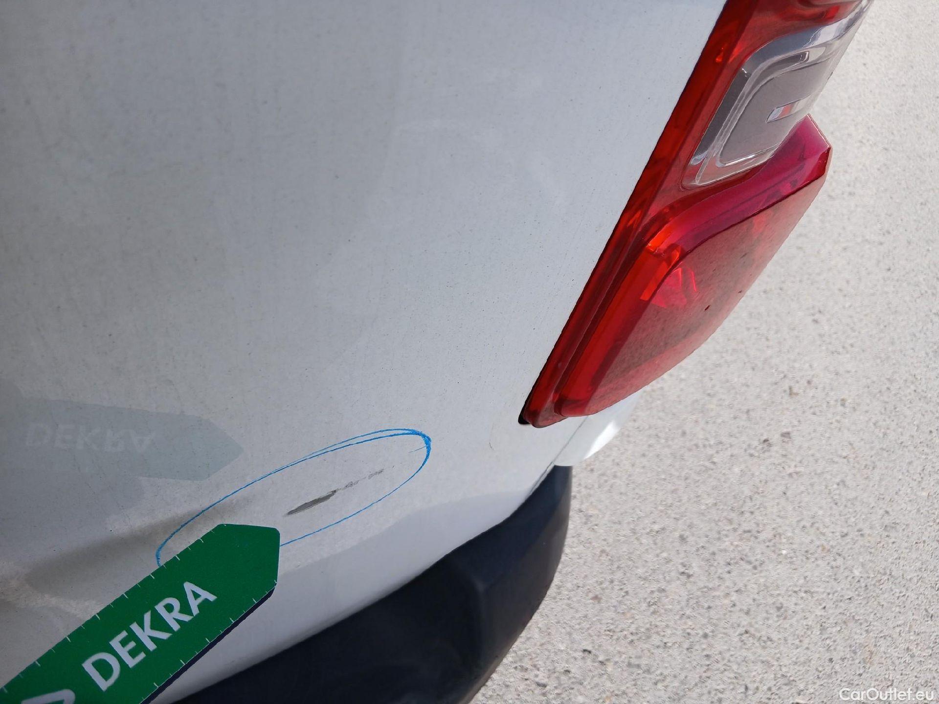  Opel  Vivaro OPEL  / 2019 / 4P / furgón 1.5 Diésel 74kW (100CV) M Std Express #39