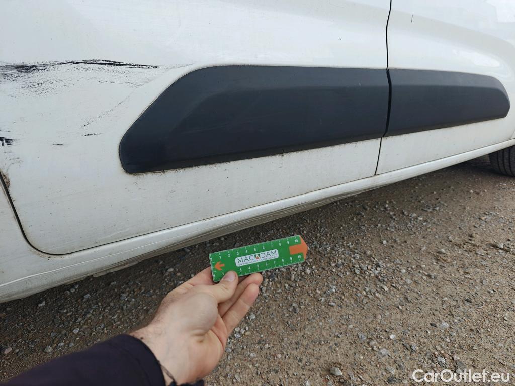  Opel  Combo OPEL  / 2018 / 3P / furgón derivado de turismo 1.6 TD S/S 74kW (100CV) Express L H1 650 #1