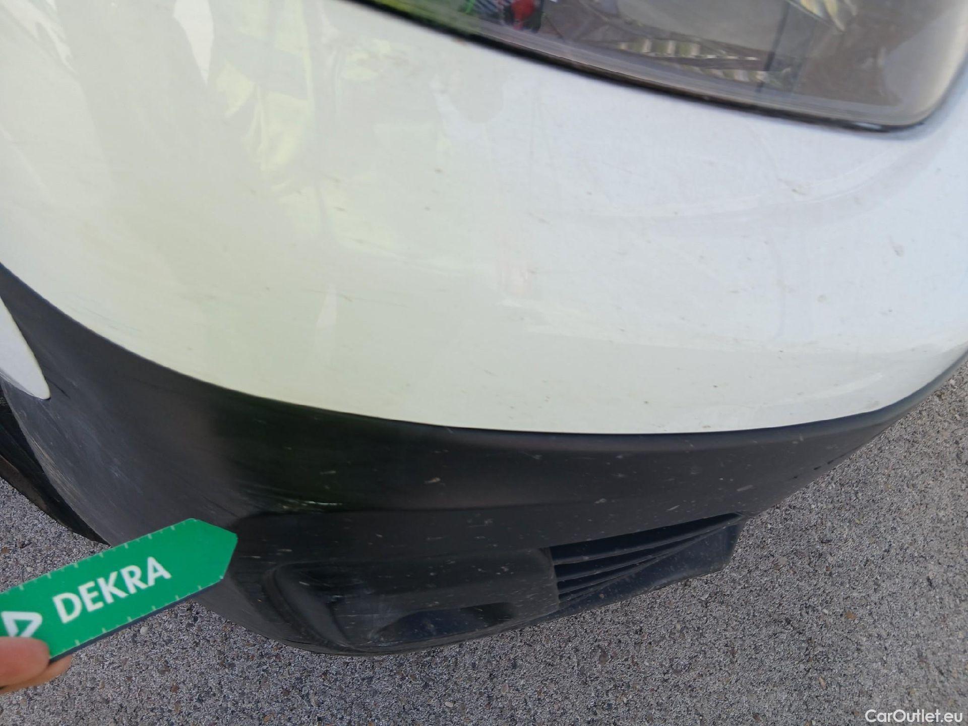  Opel  Vivaro OPEL  / 2019 / 4P / furgón 1.5 Diésel 74kW (100CV) M Std Express #25