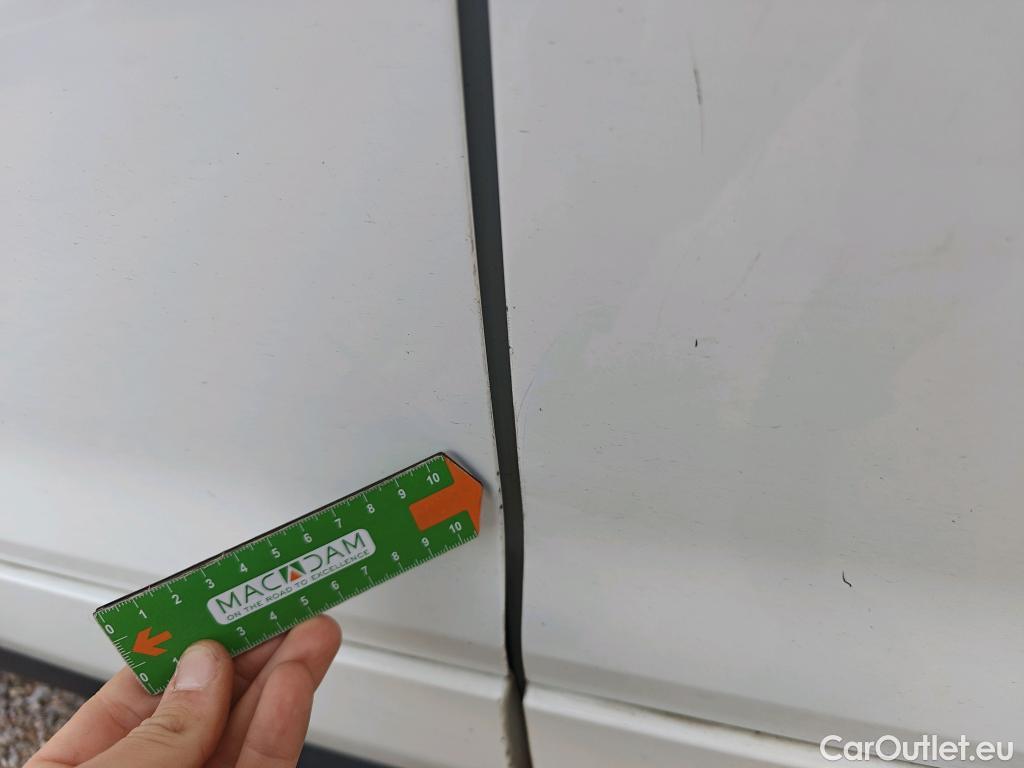  Ford  Grand Tourneo FORD  Connect / 2013 / 5P / monovolumen 1.5 TDCi 74kW (100CV) Titanium #34