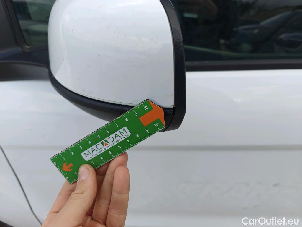  Ford  Grand Tourneo FORD  Connect / 2013 / 5P / monovolumen 1.5 TDCi 74kW (100CV) Titanium #79