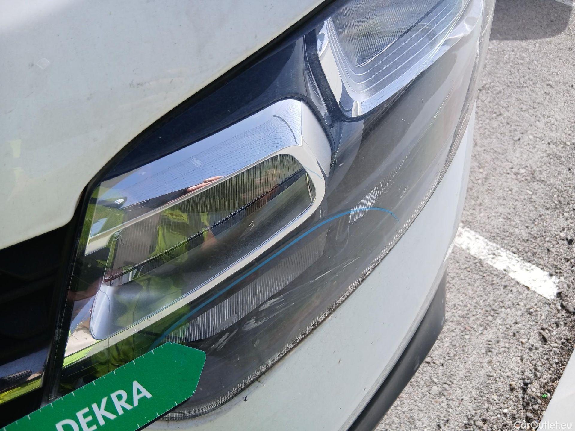  Opel  Vivaro OPEL  / 2019 / 4P / furgón 1.5 Diésel 74kW (100CV) M Std Express #27