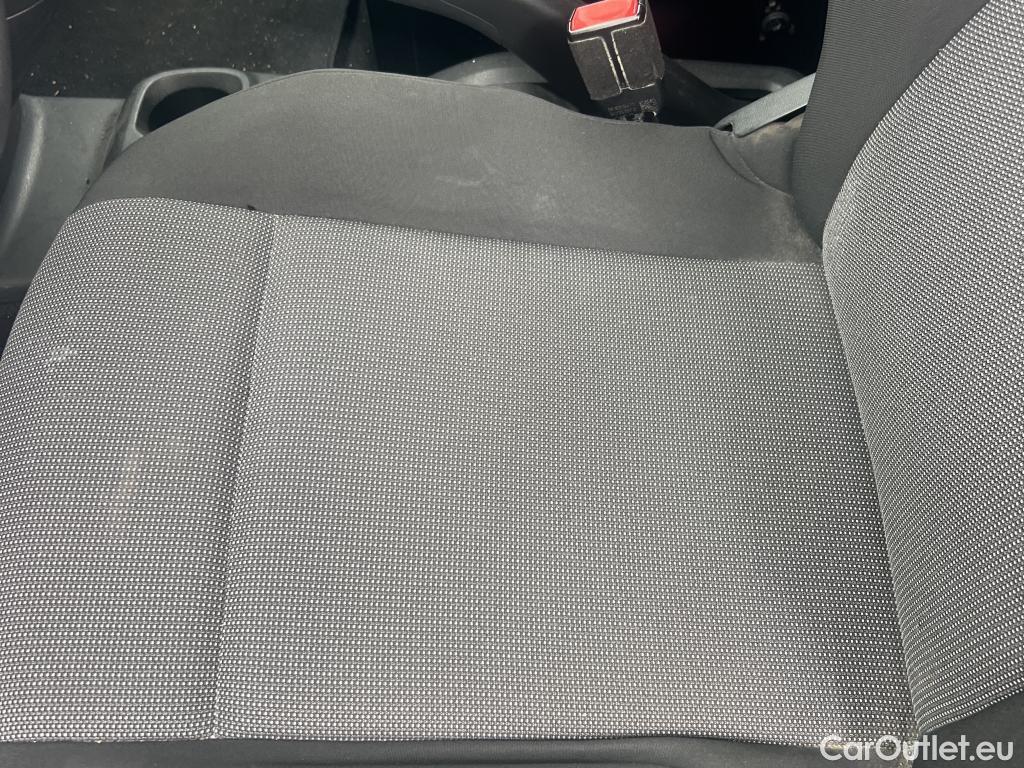  Opel  Combo OPEL  / 2018 / 3P / furgón derivado de turismo 1.6 TD S/S 74kW (100CV) Express L H1 650 #3