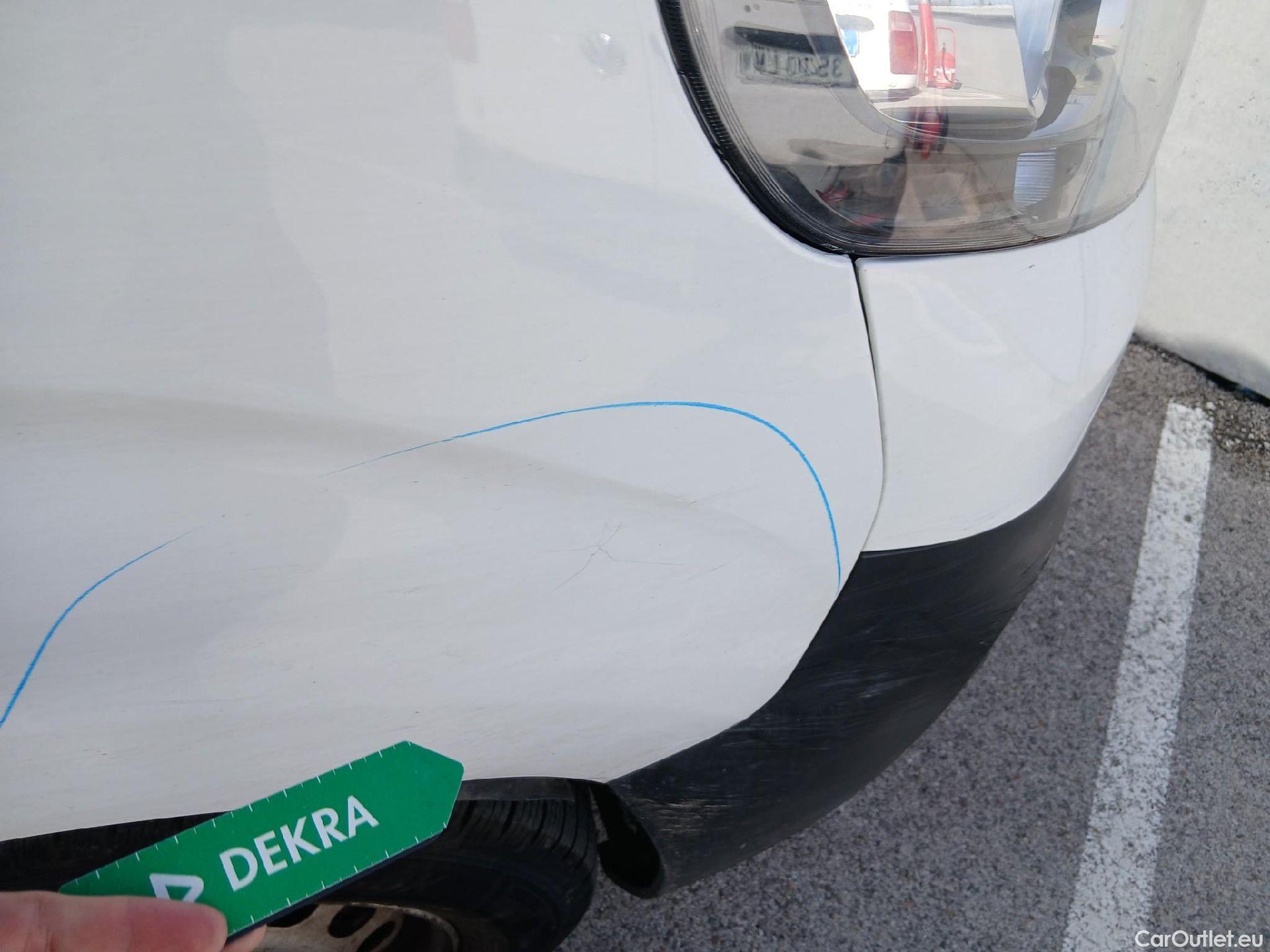  Opel  Vivaro OPEL  / 2019 / 4P / furgón 1.5 Diésel 74kW (100CV) M Std Express #58