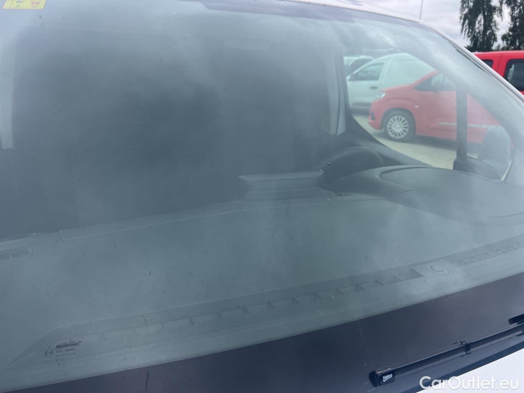  Opel  Combo OPEL  / 2018 / 3P / furgón derivado de turismo 1.6 TD S/S 74kW (100CV) Express L H1 650 #1