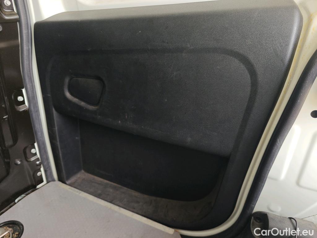  Opel  Combo OPEL  / 2012 / 3P / furgón derivado de turismo Cargo 1.3 CDTI 70kW (95CV) L1 H1 #88