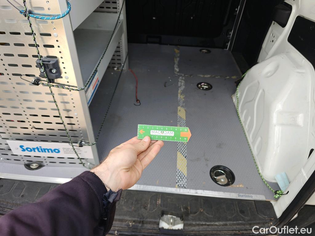  Opel  Combo OPEL  / 2012 / 3P / furgón derivado de turismo Cargo 1.3 CDTI 70kW (95CV) L1 H1 #85