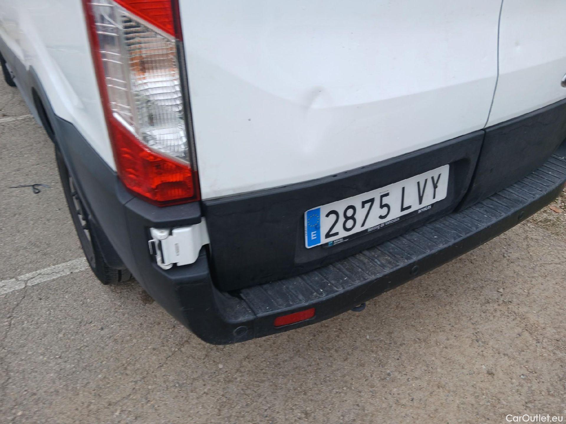  Ford  Transit FORD  / 2013 / 4P / furgón 310 77kW L3H2 Van Trend FWD #16