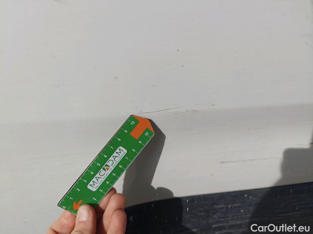  Peugeot  Partner PEUGEOT  / 2018 / 3P / furgón derivado de turismo Pro Standard 600kg BlueHDi 73kW #40