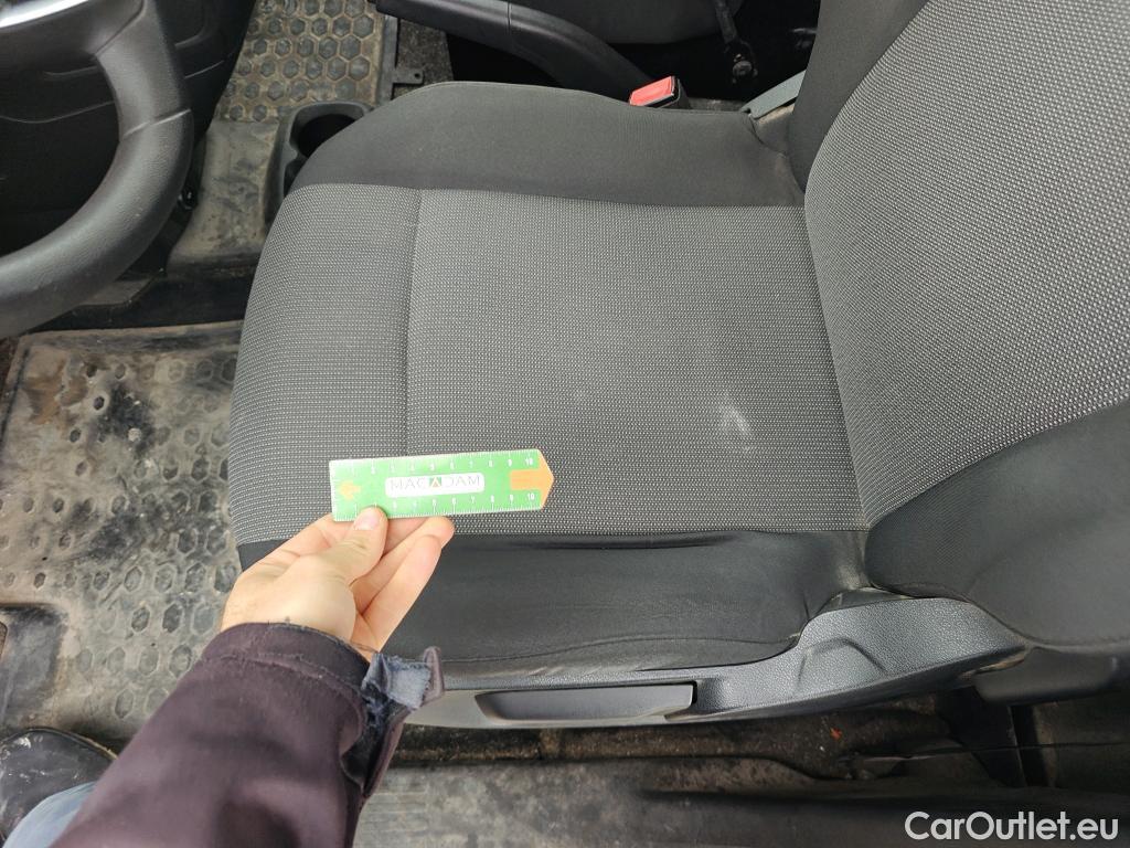  Opel  Combo OPEL  / 2018 / 3P / furgón derivado de turismo 1.6 TD S/S 74kW (100CV) Express L H1 650 #46