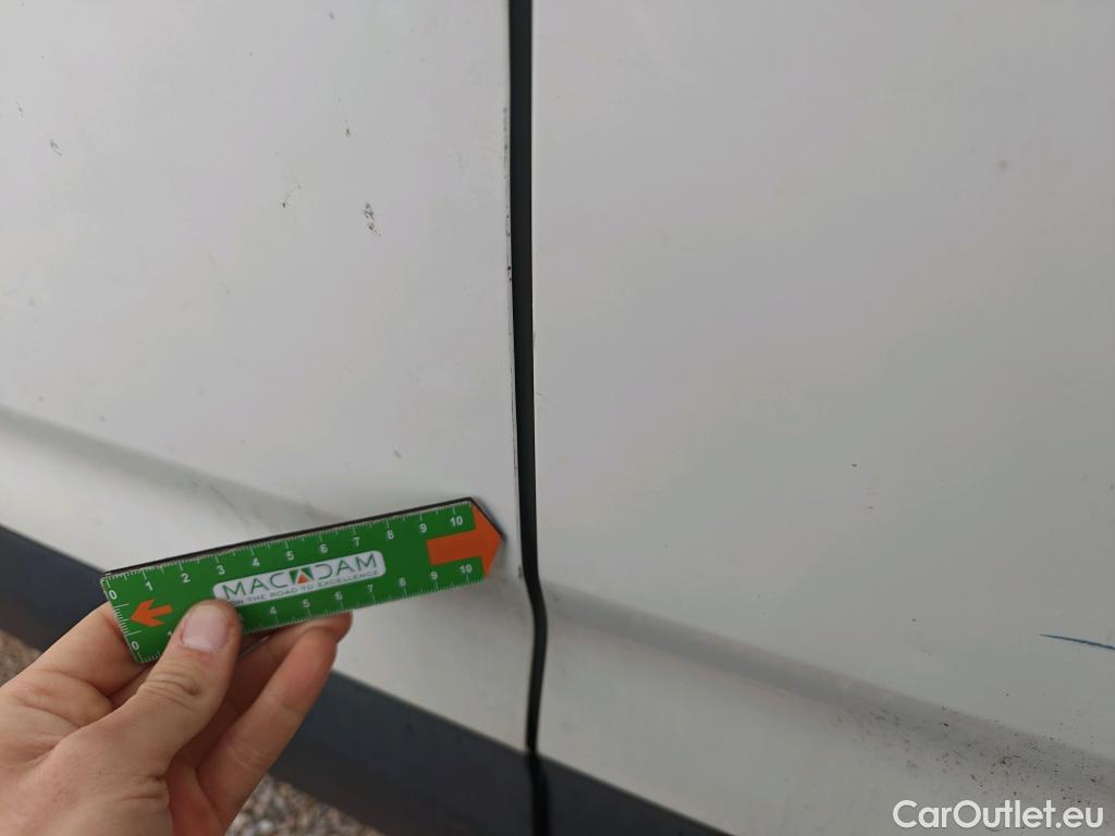  Opel  Combo OPEL  / 2018 / 3P / furgón derivado de turismo 1.6 TD S/S 74kW (100CV) Express L H1 650 #37