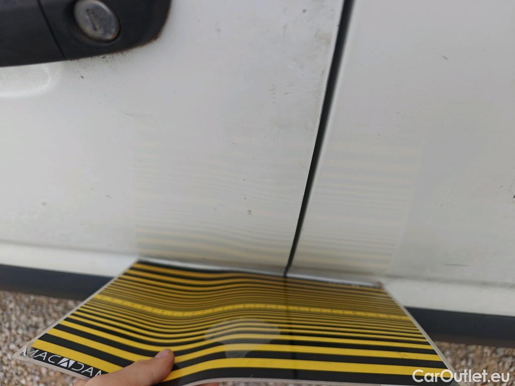  Opel  Combo OPEL  / 2018 / 3P / furgón derivado de turismo 1.6 TD S/S 74kW (100CV) Express L H1 650 #35