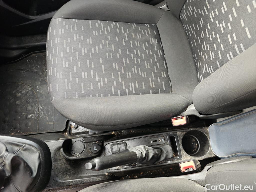  Opel  Combo OPEL  / 2012 / 3P / furgón derivado de turismo Cargo 1.3 CDTI 70kW (95CV) L1 H1 #80