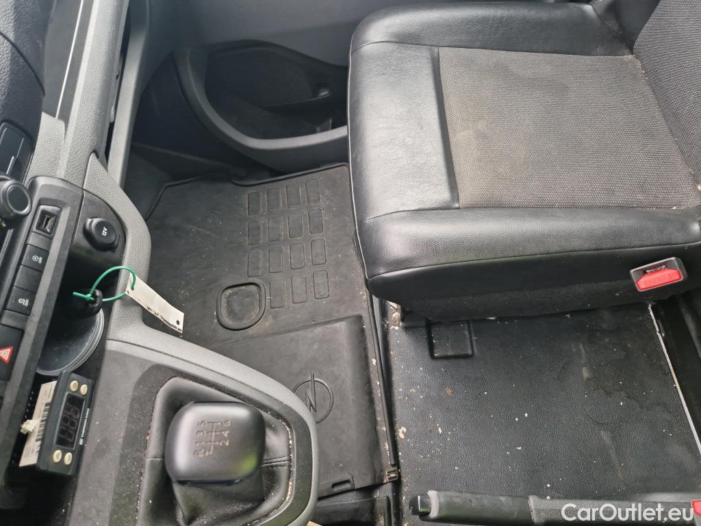  Opel  Vivaro OPEL  / 2019 / 4P / furgón 1.5 Diésel 74kW (100CV) M Std Express #20