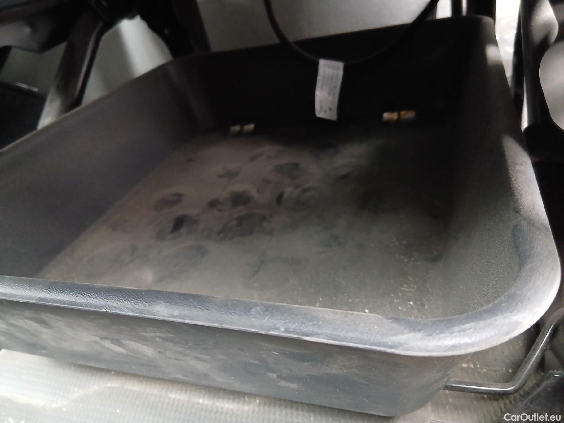  Peugeot  Boxer PEUGEOT  / 2014 / 4P / furgón 435 L4 H3 BHDI 121kW (165CV) S&S 6 V. M #1