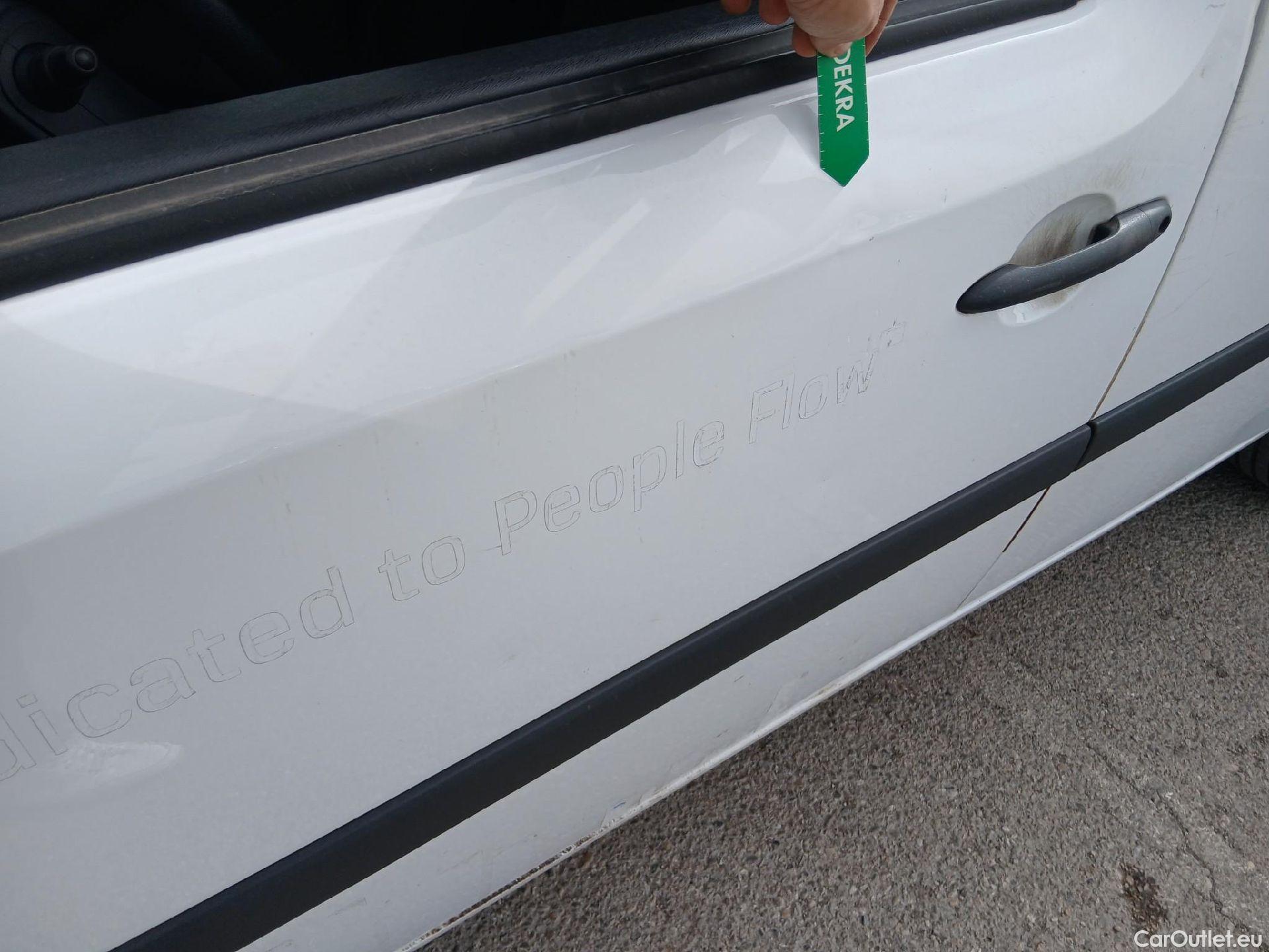  Renault  Kangoo RENAULT  Furgón/2013/3P/furgón derivado de turismo Profesional Blue dCi 70kW (95CV) #10